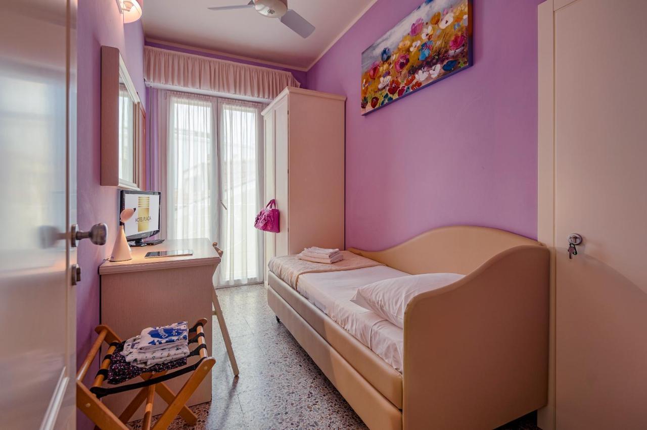 Hotel Plaza กาบิชเชมาเร ภายนอก รูปภาพ