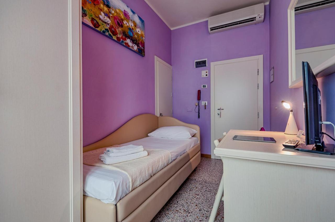Hotel Plaza กาบิชเชมาเร ภายนอก รูปภาพ
